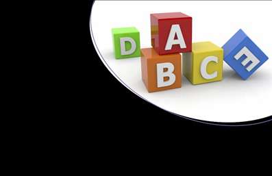 Επαγγελματική κάρτα για Καθηγητές ΑγγλικώνΗ συγκεκριμένη κάρτα εκπροσωπεί με μοναδικό τρόπο την επαγγελματική ταυτότητα των καθηγητών αγγλικών. Το σχέδιο της χαρακτηρίζεται από την κομψότητα και τη λειτουργικότητα. Οι ήπιοι τόνοι του μπλε και του λευκού προσδίδουν μια αίσθηση φρεσκάδας και επαγγελματισμού, ενώ η σαφήνεια της γραμματοσειράς διευκολύνει την ανάγνωση.Η διάταξη είναι προσεγμένη, με το λογότυπο και τα στοιχεία επικοινωνίας να τοποθετούνται ισορροπημένα για άμεση προσβασιμότητα. Επίσης, βασικά background στοιχεία όπως διακριτικά γεωμετρικά σχήματα ενισχύουν τη μοντέρνα αίσθηση της κάρτας, κάνοντάς την να ξεχωρίζει.Η κάρτα αποπνέει επαγγελματισμό και αξιοπιστία, στοιχεία που είναι κρίσιμα για τους καθηγητές αγγλικών. Η άψογη εκτύπωση και τα εξελιγμένα υλικά εγγυώνται μια θετική εντύπωση σε μαθητές και γονείς, δημιουργώντας την αίσθηση ότι ο επαγγελματίας είναι έτοιμος να προσφέρει τις καλύτερες υπηρεσίες.Η προσαρμοστικότητα της κάρτας επιτρέπει σε σας να προσθέσετε εύκολα το όνομά σας, το τηλέφωνο, ή ακόμη και μια σφραγίδα του σχολείου ή του φροντιστηρίου σας, κάνοντάς την ιδανική για κάθε ανάγκη.Προβάλετε τις υπηρεσίες σας με σιγουριά, καθώς αυτή η κάρτα αναδεικνύει την επαγγελματική σας προσφορά, κάνοντάς σας να ξεχωρίσετε στη μνήμη των άλλων. Με την αποτύπωση του επαγγελματισμού και της δέσμευσής σας, σίγουρα θα αφήσετε θετική εντύπωση.Μπορείτε να κάνετε όποιες αλλαγές θέλετε μέσω του online σχεδιαστικού εργαλείου.